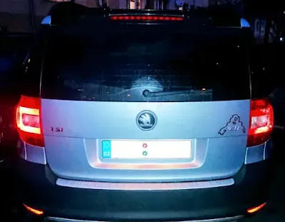 skoda yeti rear lights are dim