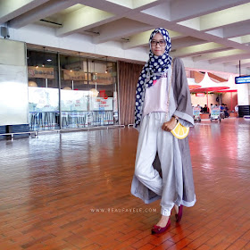 Gaya traveling untuk hijabers 1