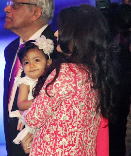 Aaradhya makes an official appearance
