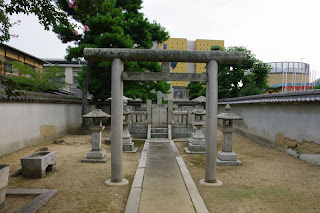 京極高朗のお墓