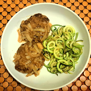 Hamburger-mushroom-gravy-zucchini-zoodles