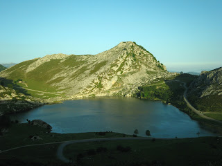 Lago Enol en los Lagos de Covadonga