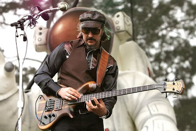 Les Claypool Pachyderm bass