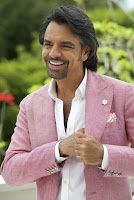 Eugenio Derbez in How to be a Latin Lover (32)