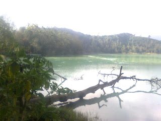 dieng, wonosobo, the lake color, just--my--notes.blogspot.com
