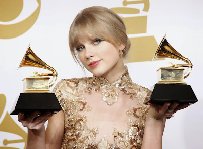 Taylor-Swift-Grammy-Awards-2012-HD-Wallpaper