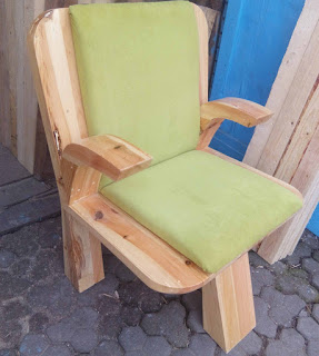 gambar kursi antik bekas limbah kayu jati