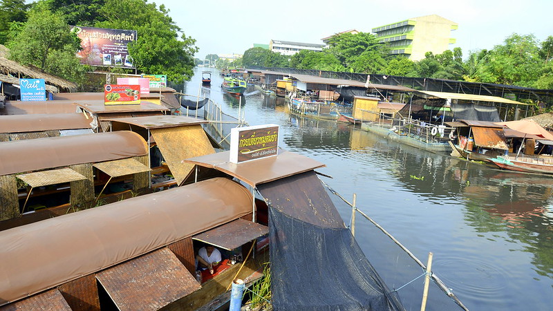 Floating Market at Kwan Riam, Minburi, Bangkok