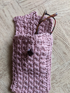 Woven Spectacle Case - a free crochet pattern from Sweet Nothings Crochet