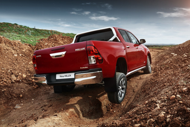 Nova Hilux 2016