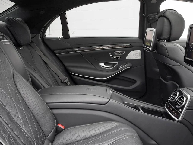 Mercedes-Benz S63 AMG - interior