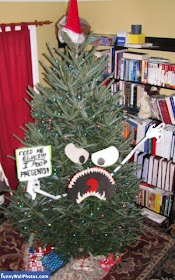 Evil Christmas Tree LOL