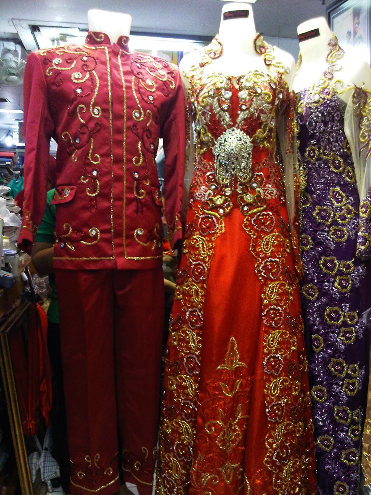 Rumah Pengantin Bugis Makassar BAJU  KEBAYA MODERN