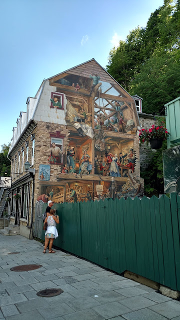 "La Fresque du Petit-Champlain. "Квебек. Канада (Quebec City, Canada)