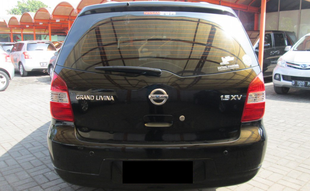 Kelebihan dan Kekurangan Nissan Grand Livina