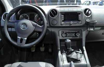 New Volkswagen Pick up AMaroK interior