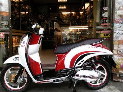  Modifikasi  New Honda Scoopy  2010 