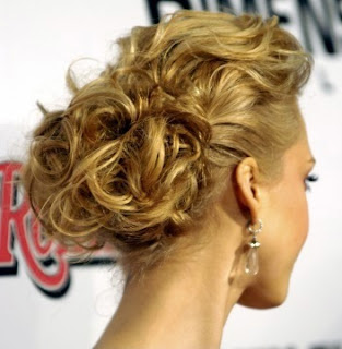 Wavy Updo Hairstyle Pictures