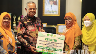 Bupati Luwu Beri Bonus Nuraeni Juara II Lomba Hafalan 100 Hadits Tingkat Provinsi