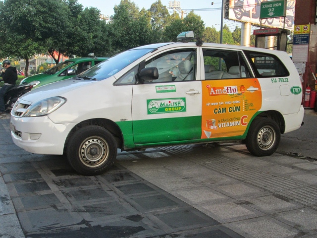 Hình thức quảng cáo trên taxi 