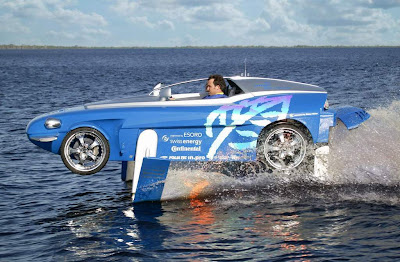 Sports Car & Speed Boat Seen On lolpicturegallery.blogspot.com