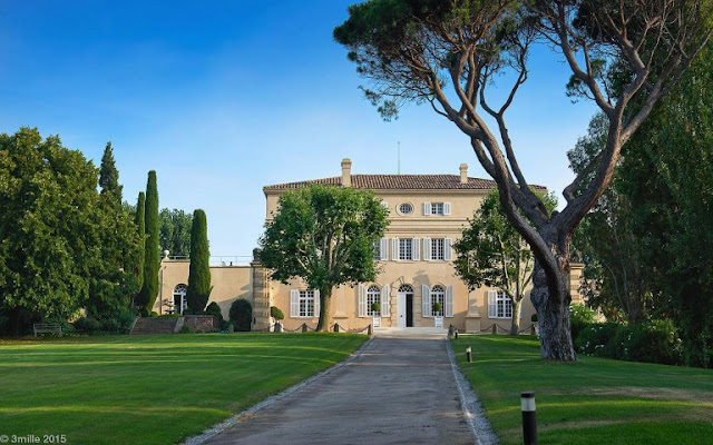 Legendary Mansion On The French Riviera With Neo-Palladian Style Architecture