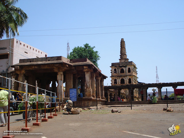 The road through Badami Banashankari Temple complex