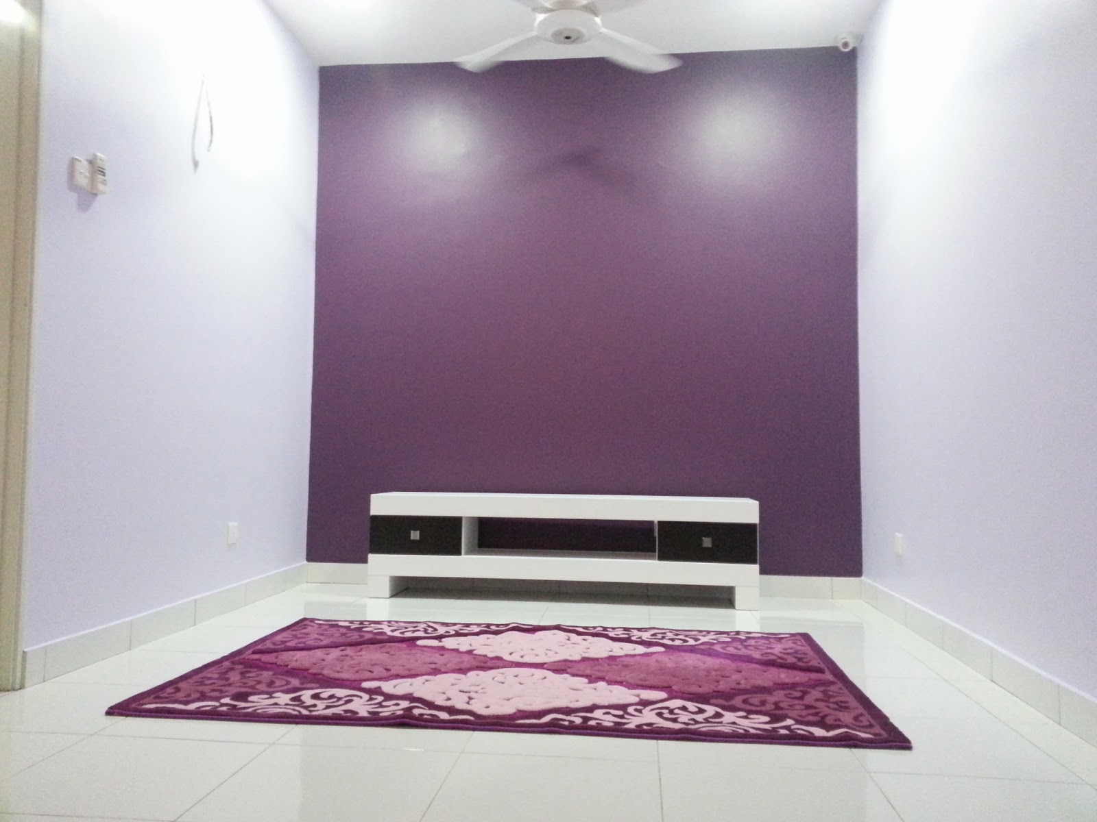 Dekorasi Ruang  Tamu  Putih Purple  Desainrumahid com