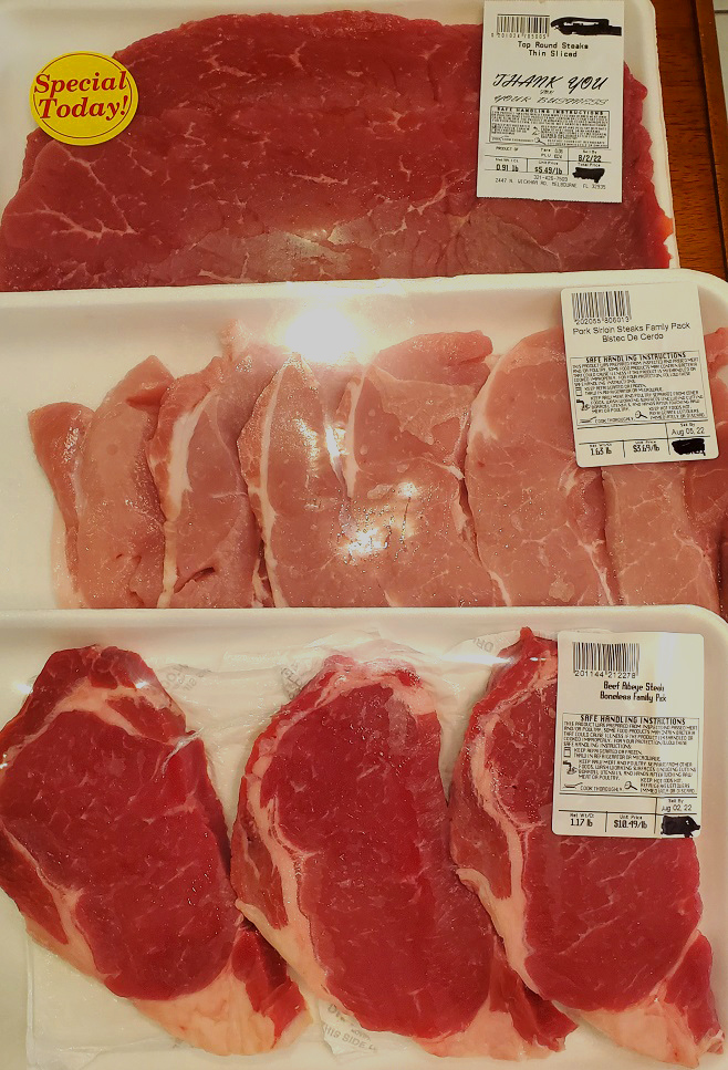 meats in the package for making pizzaiola all bonless steak, chicken and pork