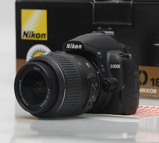 Kamera DSLR Nikon D3000 Bekas