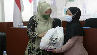 Pandeglang Terima Bantuan 2.500 Paket Sembako Dari PKK Pusat