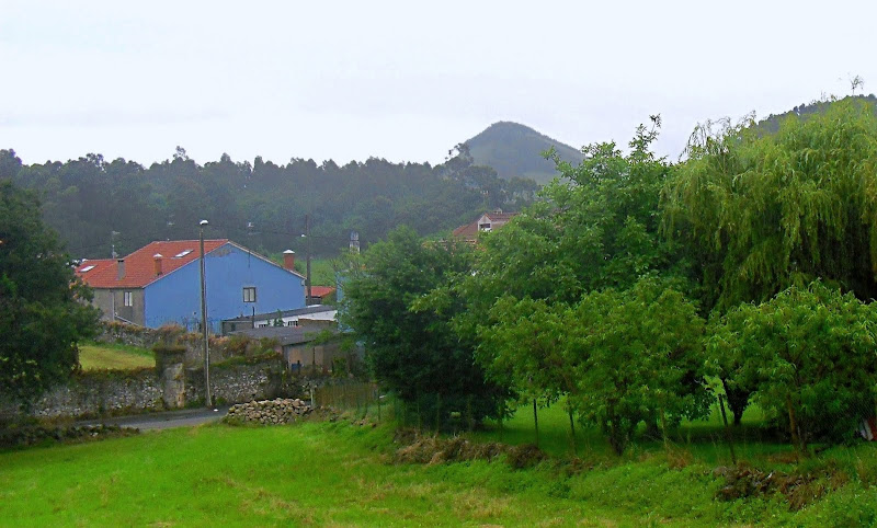 Monte El Cueto de Mogro desde Miengo