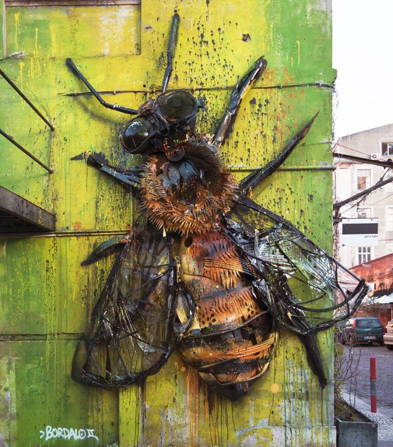Street Artist Transforms Ordinary Junk Into Animals To Remind About Pollution - Bees