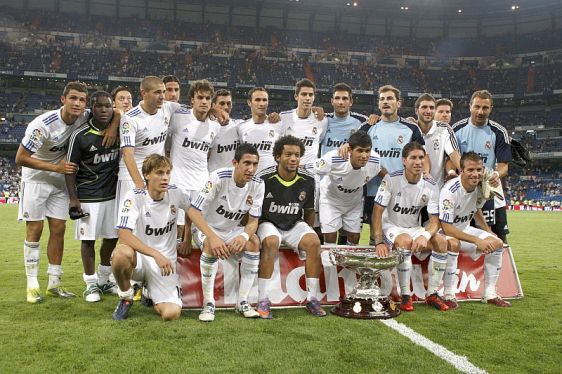Real Madrid Football Team Photos