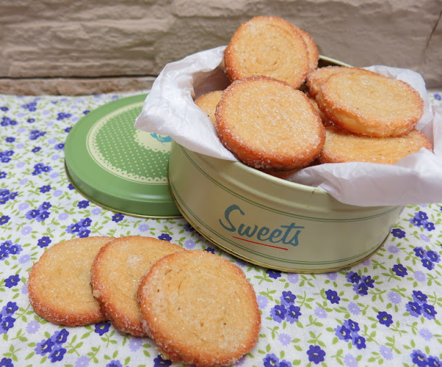 GALLETAS HOJALDRADAS DE QUESO