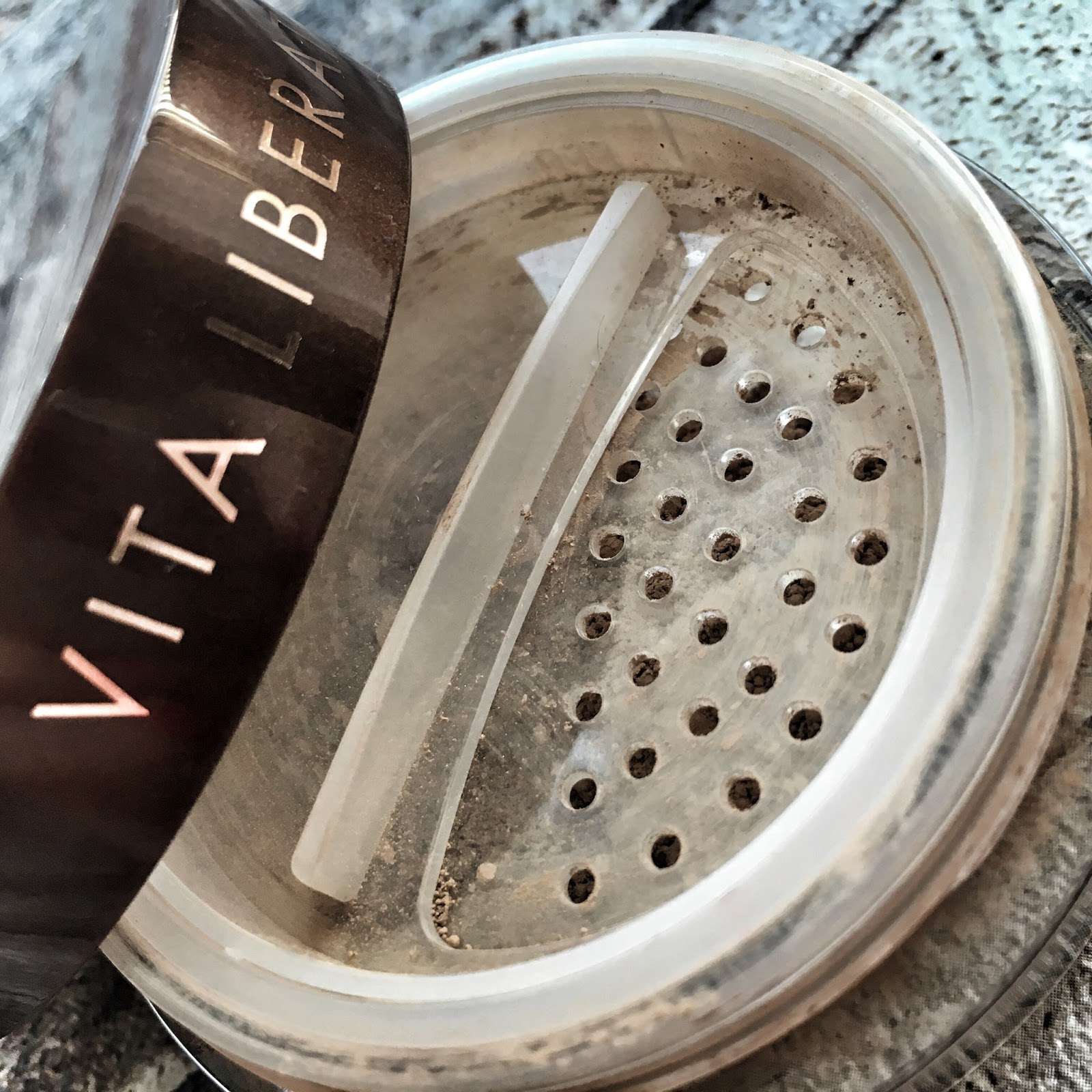 Vita Liberata Sunkissed - świetny bronzer! 