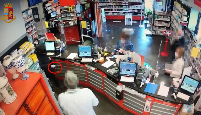 Monza: da poco era ritornato in libertà, rapina una farmacia, arrestato