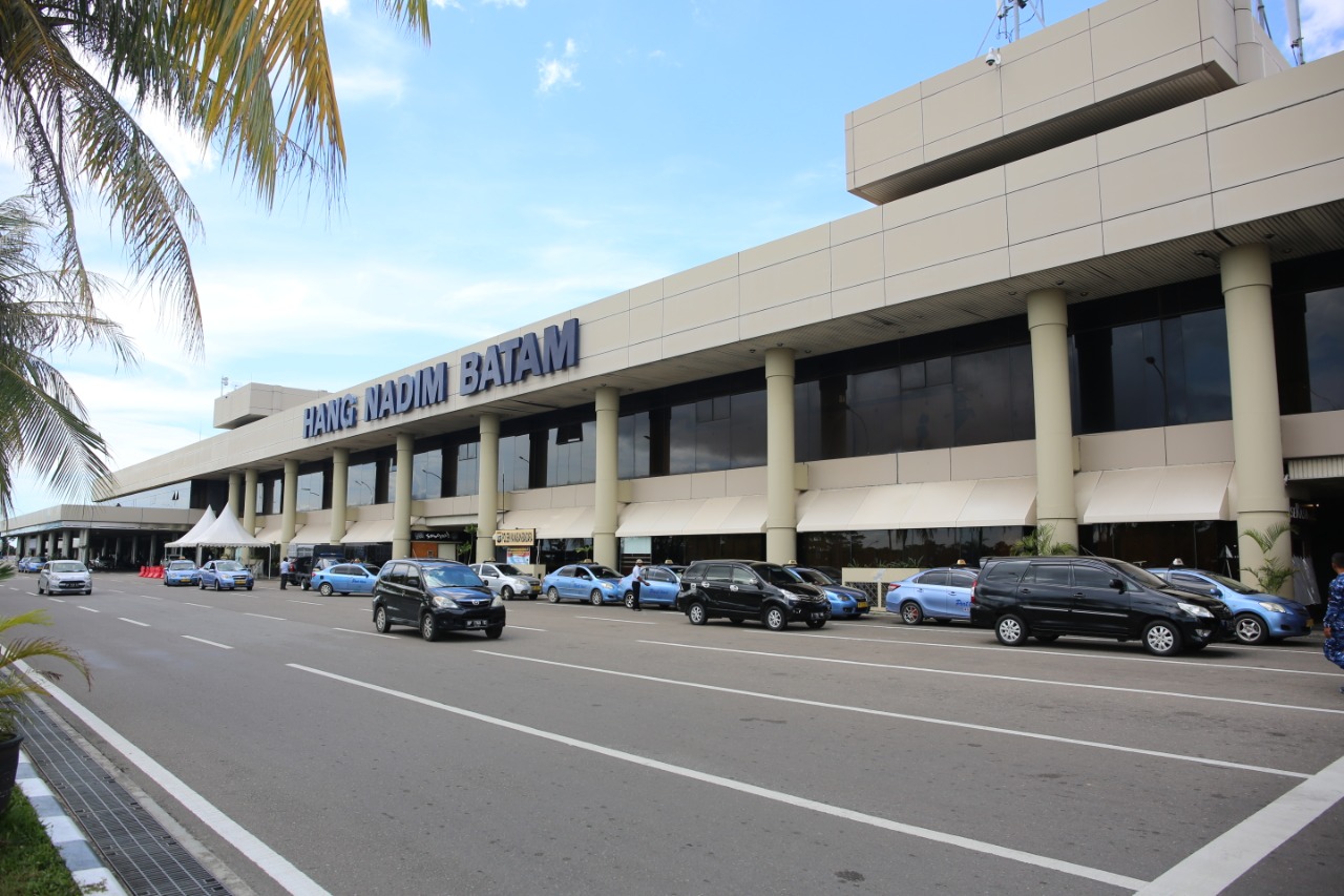 Semester I 2021 Penerbangan di Bandara Hang Nadim Menurun Akumulasi Kegiatan Barang Meningkat