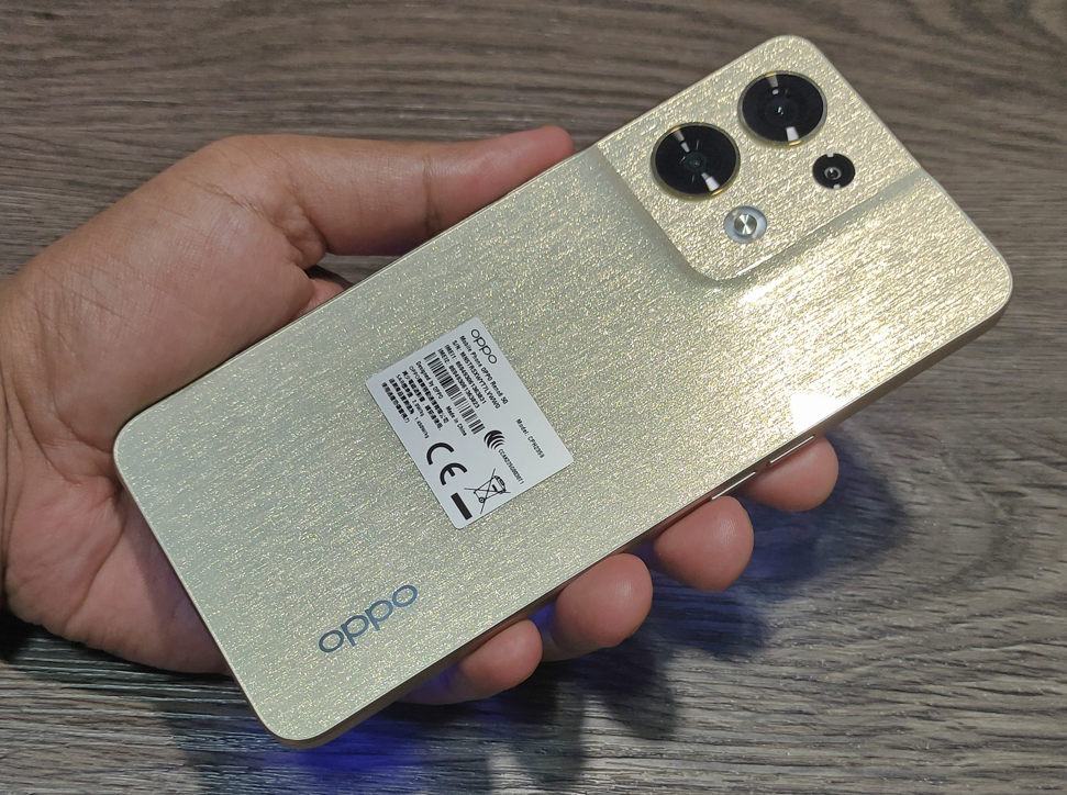 OPPO Reno8 5G Sunkissed Beige