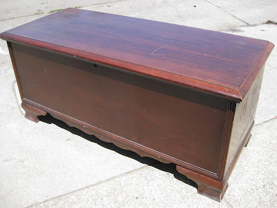 Antique Furniture Virginia on Uhuru Furniture   Collectibles  Sold   Lane Cedar Chest    100