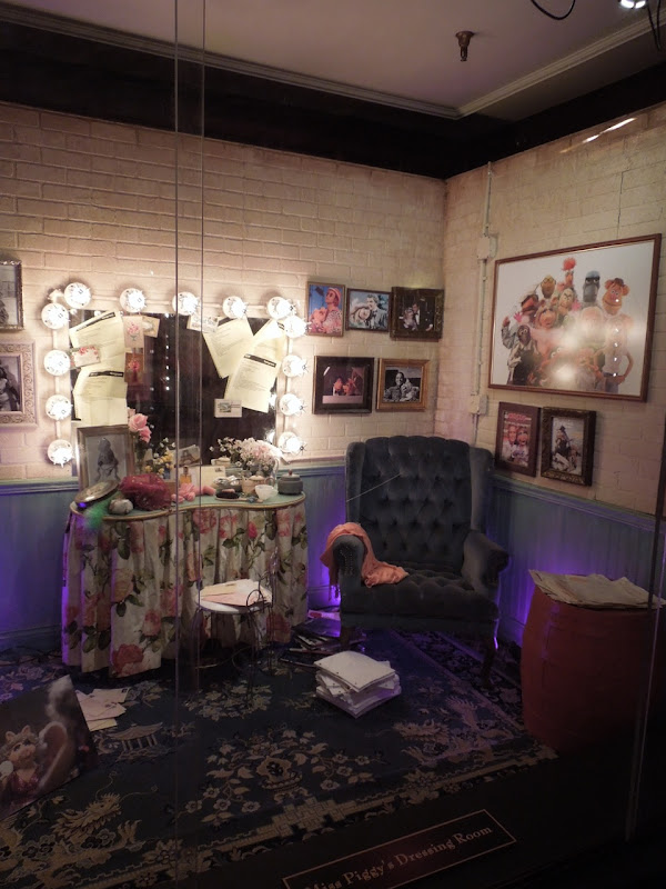 The Muppets Miss Piggy's Dressing Room set