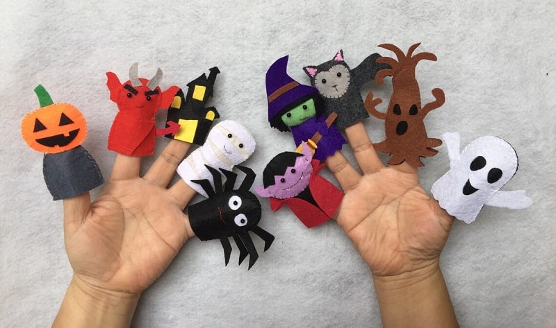 felt Halloween finger puppets