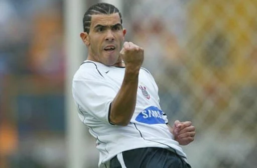 Carlos Tévez played for Corinthians from 2004 to 2006