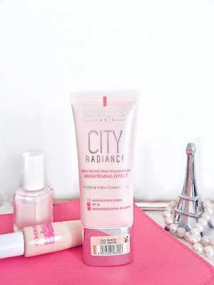 Bourjois City Radiance foundation vanilla review