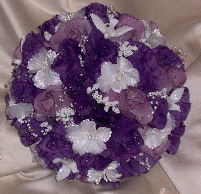 Your Elegant Purple Violet Wedding Bouquet