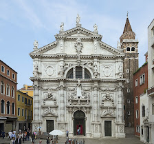 The church of San Moisè contains works by Tintoretto and Palma il Giovane