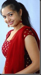 yamini_in_churidar_sideview