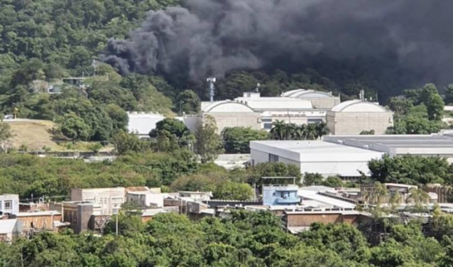 Princípio de incêndio é visto no Projac, da TV Globo Ocorrência foi controlada rapidamente pelo brigada de incêndio na torre de refrigeração dos estúdios Globo.