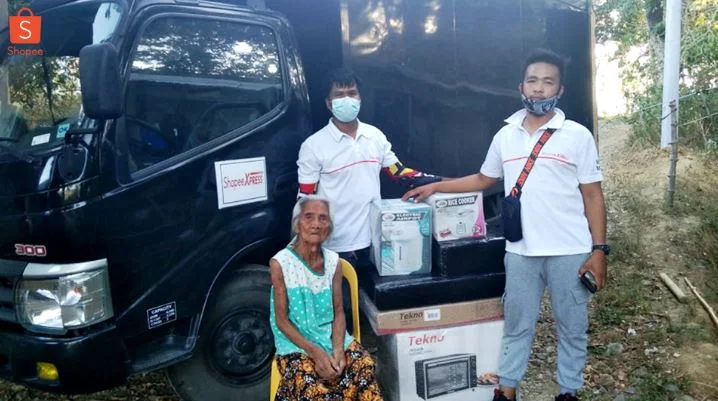 Shopee extends help to Lola who accidentally burned her P14K life savings