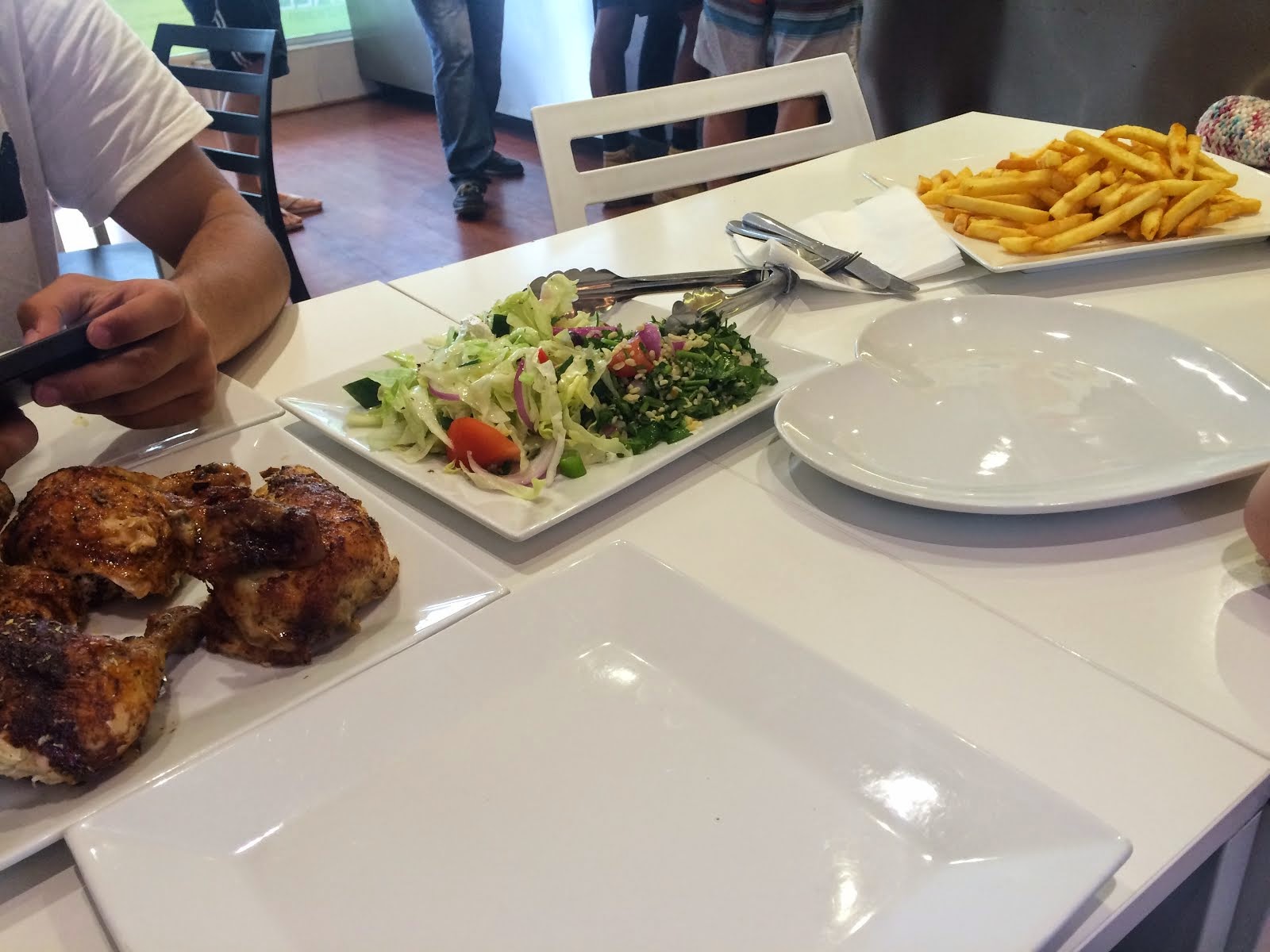 Kota Chicken +LRG salad + LRG chips